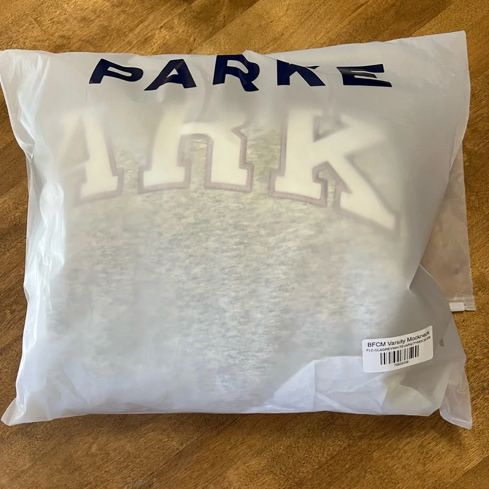 PARKE Varsity Mockneck - Picture 7 of 8